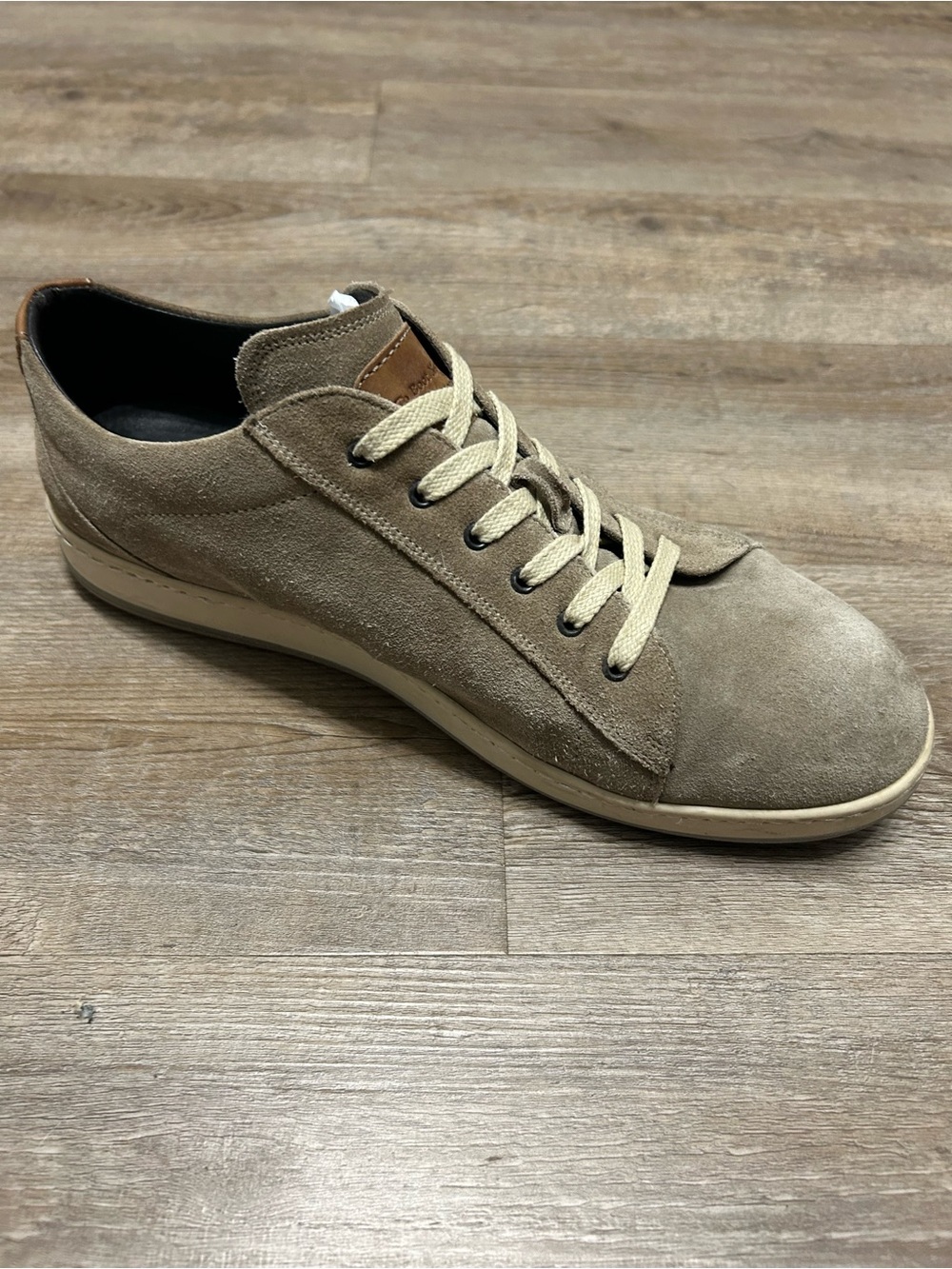 To Boot New York Barlow Men’s Size 10.5 Suede Lace-Up Low Top Sneakers Taupe - Picture 8 of 10